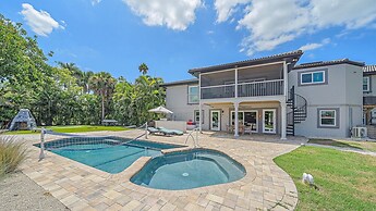Almost Heaven 5 Bedroom Home by RedAwning
