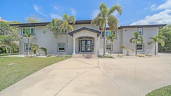 Almost Heaven 5 Bedroom Home by RedAwning