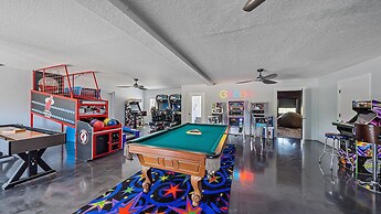 Almost Heaven 5 Bedroom Home by RedAwning