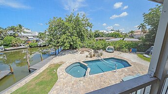 Almost Heaven 5 Bedroom Home by RedAwning