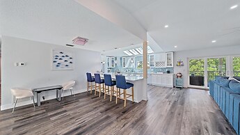 Almost Heaven 5 Bedroom Home by RedAwning