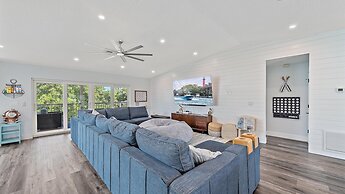 Almost Heaven 5 Bedroom Home by RedAwning