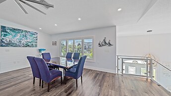 Almost Heaven 5 Bedroom Home by RedAwning