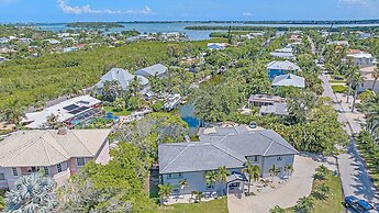 Almost Heaven 5 Bedroom Home by RedAwning