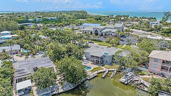 Almost Heaven 5 Bedroom Home by RedAwning