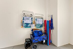 Seaside Haven 4 Bedroom Home by RedAwning