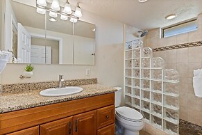 Nani Kai Hale 604 1 Bedroom Condo