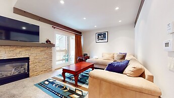 Mammoth Ski & Racquet Club #118 2 Bedroom Condo by RedAwning