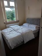 Birmingham Blissful Retreat With 3 Bedrooms