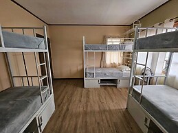 Hostel La Cali Inn
