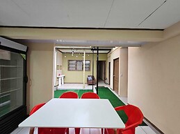 Hostel La Cali Inn