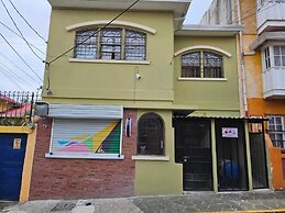 Hostel La Cali Inn