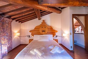 Eighteenth-century Tuscan Villa Tricolle