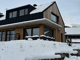 Cerny Dul Kcb045 Villa