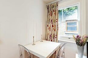 Parsons Green Modern One Bedroom Flat