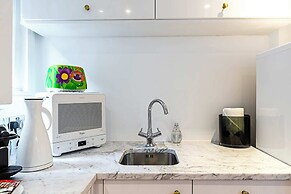 Parsons Green Modern One Bedroom Flat