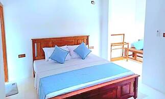 Wild Waves Kumana Safari & Surf Resort