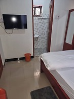Voyage Camp Safari Lodge