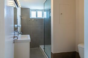 147 VOR - Stay Bloom Apartment