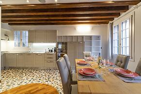 Tolentini Terrace by Wonderful Italy