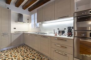 Tolentini Terrace by Wonderful Italy