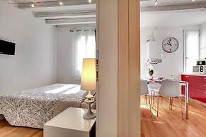 Venice Elegance by Wonderful Italy