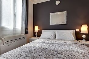 Venice Elegance by Wonderful Italy