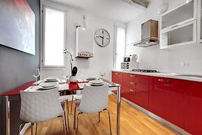 Venice Elegance by Wonderful Italy