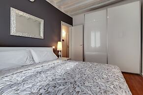 Venice Elegance by Wonderful Italy