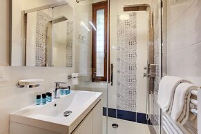 White Flowers by Wonderful Italy