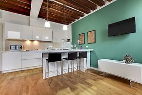 Venice Garden by Wonderful Italy