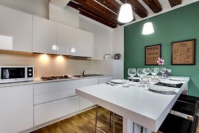 Venice Garden by Wonderful Italy