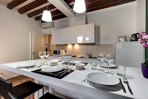 Venice Garden by Wonderful Italy