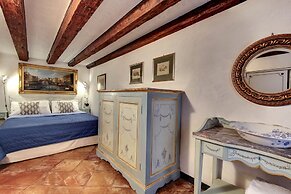 Rialto Canal View by Wonderful Italy