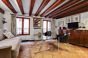 Rialto Canal View by Wonderful Italy