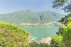 OC Lake Love in Laglio