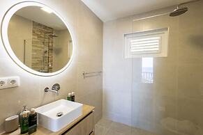 Caribbean Delight Villa With Stunning Pool View