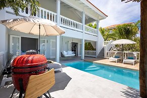 Caribbean Delight Villa With Stunning Pool View
