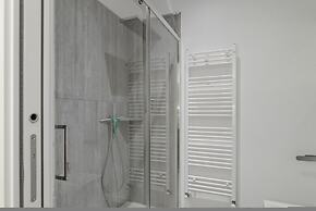 Queen Apartment in Torino