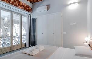 Queen Apartment in Torino