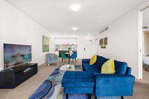 Reef - Waterfront City Pool Sauna Gym