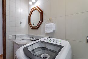 (902-A) Apartamento com Suíte no Coração Leblon