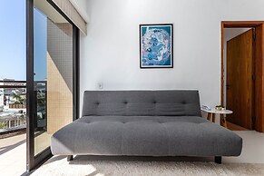 (902-A) Apartamento com Suíte no Coração Leblon