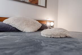 Suite Queen Apartments