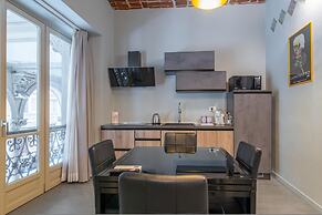 Suite Queen Apartments