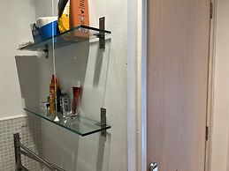 Nantwich - Sleeps 4 - Parking - Walking Distance to Town Centre