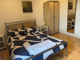 Nantwich - Sleeps 4 - Parking - Walking Distance to Town Centre