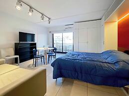 Comfort and Style Just Steps From Fundación Favaloro