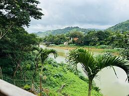 Rivorich Residence Kandy