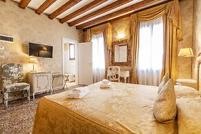 Ca di Malta Room 5 by Wonderful Italy